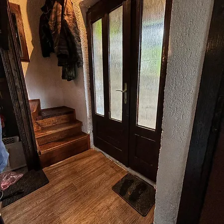 Vikendica Mrki Vuk Apartment *